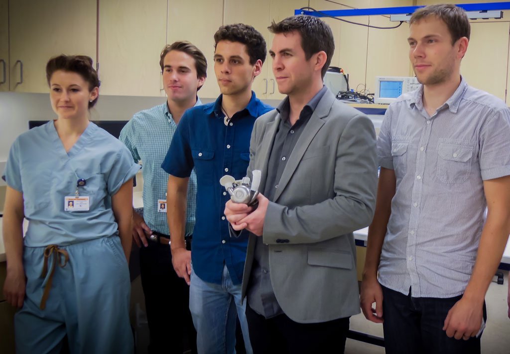 STHCatholic's tweet photo. #TBT
Proud example of the @STHCatholic experience | From 11/15 John Herrera '09 playing a role in a life-saving #BionicHeart project
πππ
https://t.co/ZGCYAC4U16 https://t.co/sPVLTT7ppa
