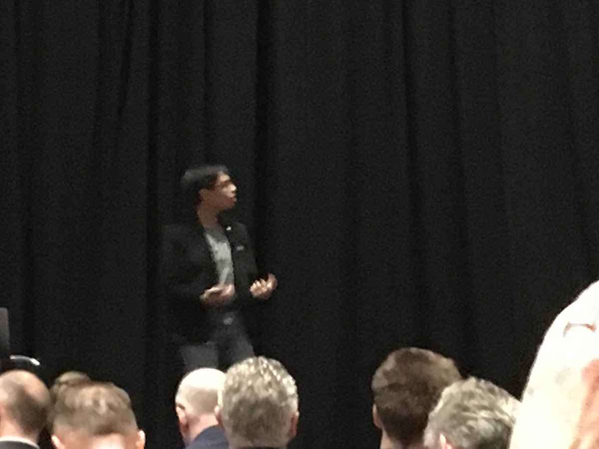 sharichiara's tweet image. Sharing the ease of using #ibmcode patterns with European #bps at #pwthink @TajyMany  @angelluisdiaz @rwlord @wtejada223