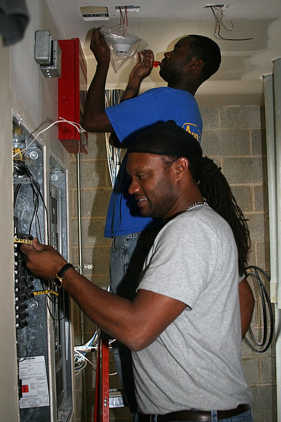 Anne Fadullon tweet media