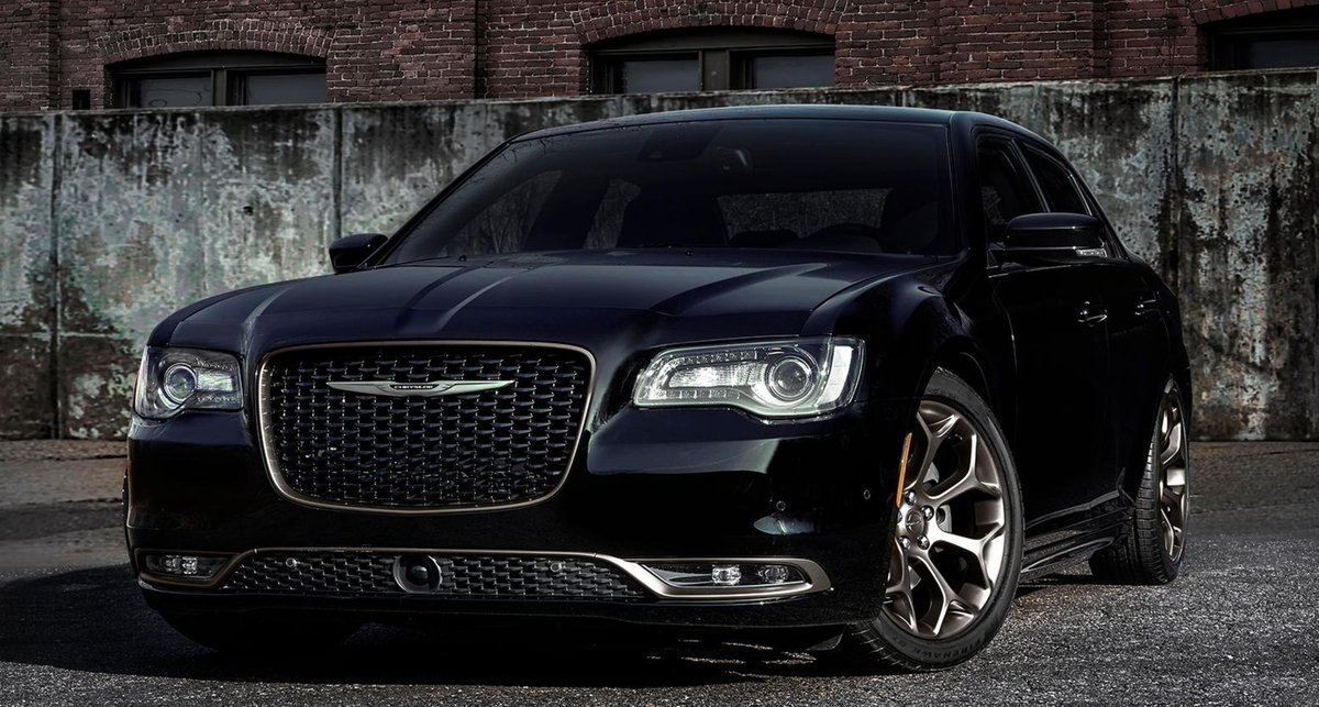 MotorWorldMO's tweet photo. Take your drive to the next level. #Chrysler300s https://t.co/95BCHtG3zm