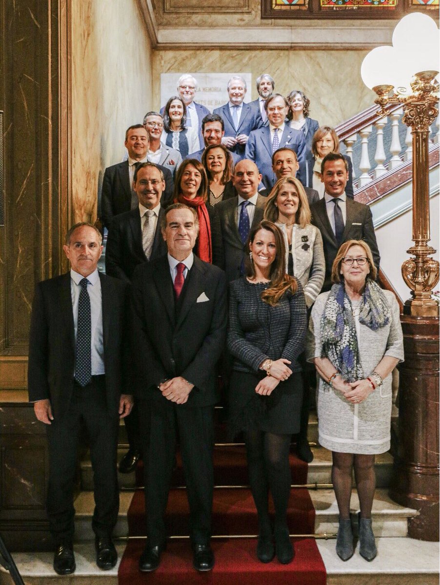ICABarcelona's tweet photo. Reunión Juntas de Gobierno #ICAB e @icam_es, instituciones que  representan a +100 mil colegiad@s. Se han tratado temas esenciales para fortalecer la profesión: Turno Oficio, Deontología, Honorarios, internacionalización. Aunaremos esfuerzos para garantizar el derecho de defensa https://t.co/VeXYi92uzF