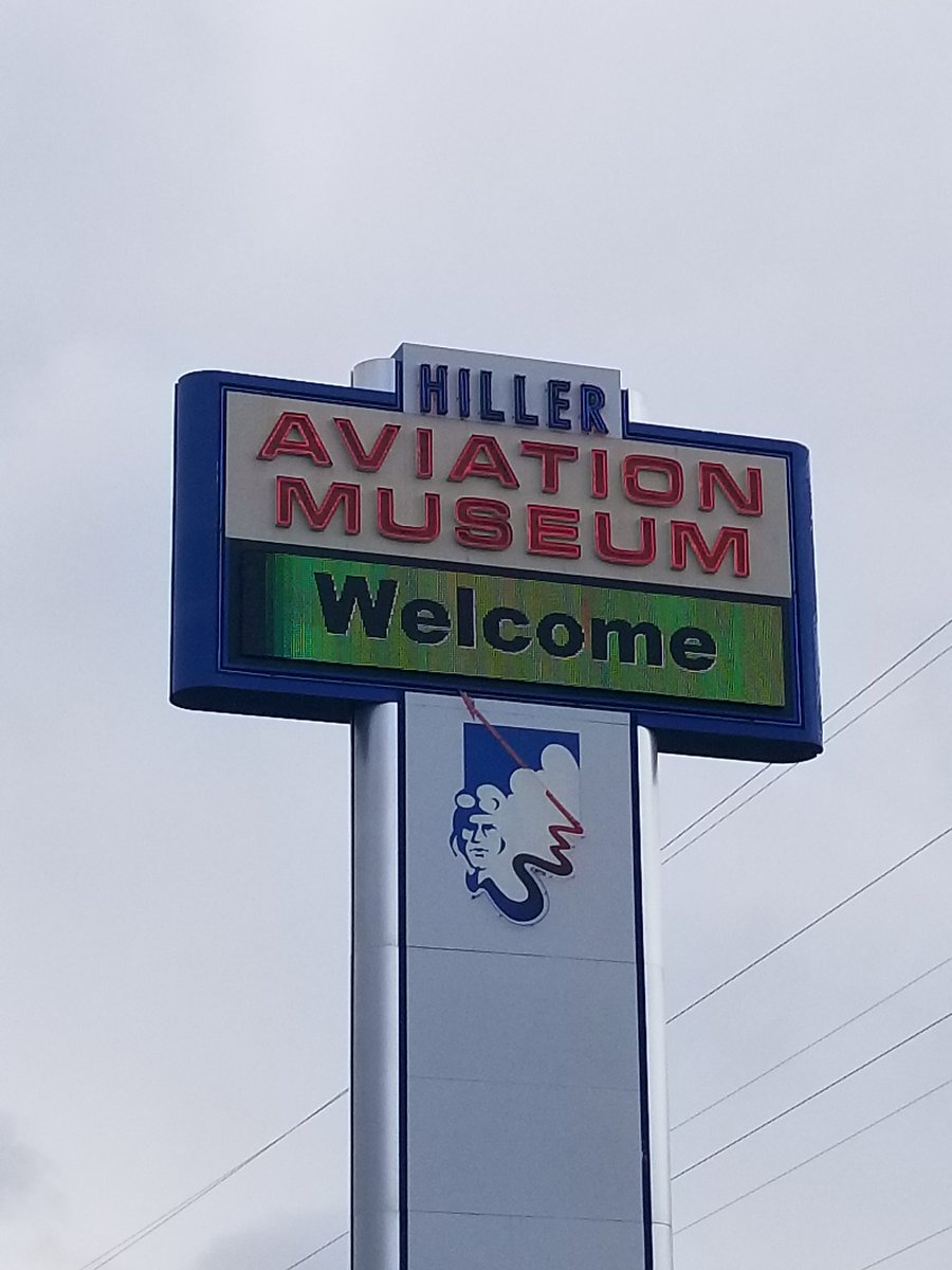 USDDanielle's tweet photo. Getting ready for a fun day at Hiller Aviation Museum with the USD GATE students! https://t.co/usm9iZ1l0D