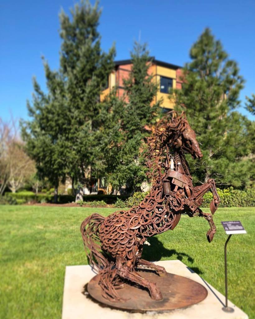 AllisonInnSpa's tweet photo. Ready to ride out the rest of the week... #almostfriday!
.
.
.
.
.
#theallisoninn #oregonwinecountry #willamettevalley #artinthegarden #art #local #sculpture #artelements #artwalk #originalartwork #exhibit #thursday #travel #traveloregon #spring https://t.co/9UIgvT6v8x