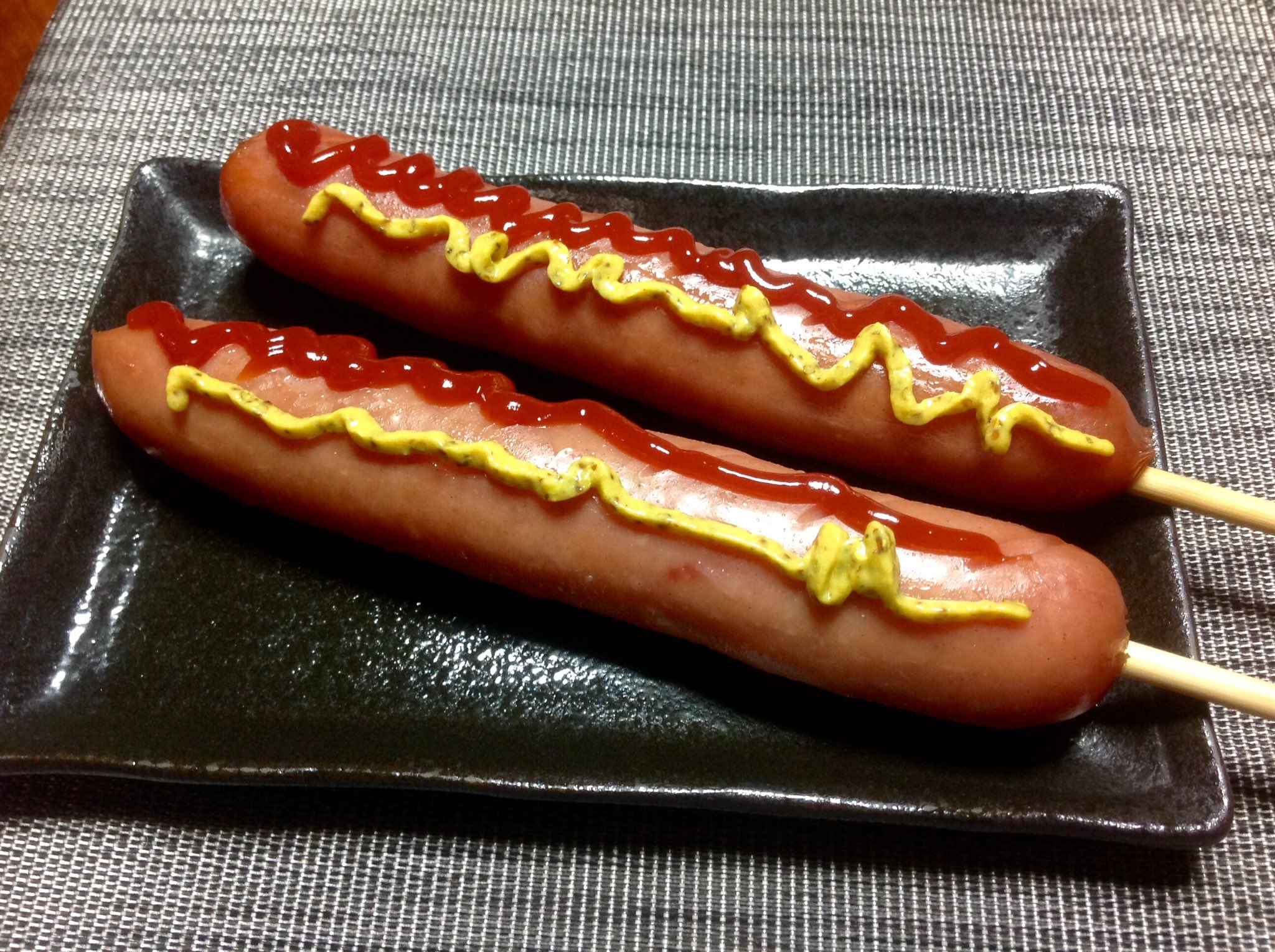 Twitter पर 栴 セン セブンイレブン Bigポークフランク W 本日のカラオケおやつ ジューシーで美味しいです そしてかなりボリューム満点 セブンイレブン Bigポークフランク カラオケおやつ Twitter पर 栴 セン セブンイレブン Bigポークフランク W 本日のカラオケおやつ ジューシーで美味しいです そしてかなりボリューム満点 セブンイレブン Bigポークフランク カラオケおやつ