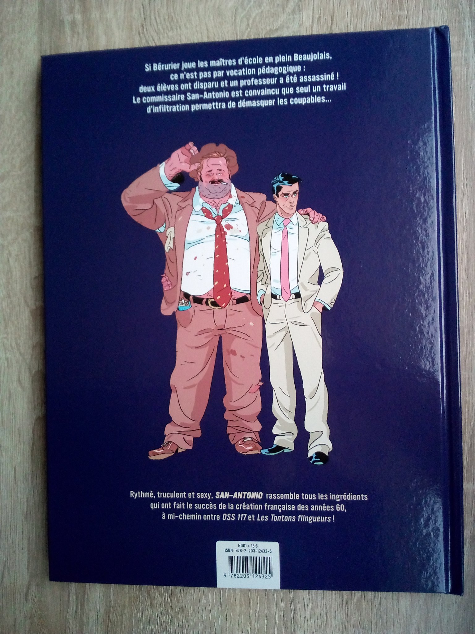 Edition Oss 117 Et San Antonio Neirda6 on Twitter: "San-Antonio chez les gones, les easter eggs : -  Frédéric Dard, auteur de San-Antonio - La couverture du tome 1 de Lastman  de Balak, Michaël Sanlaville et Bastien Vivès -