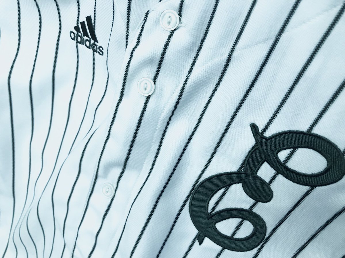 EMUbsbmanagers's tweet photo. The home pins make their return this weekend 😏❄️☝🏼 https://t.co/vka2389ZFy