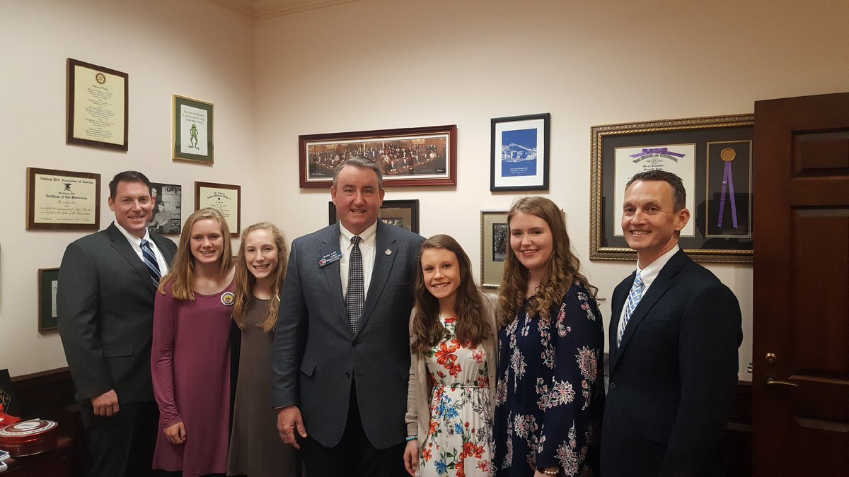 Had a great visit with these students learning the relationship between York Peppermint Patties and Pi, not pie. These young ladies are well versed in geometry and astrophysics!
