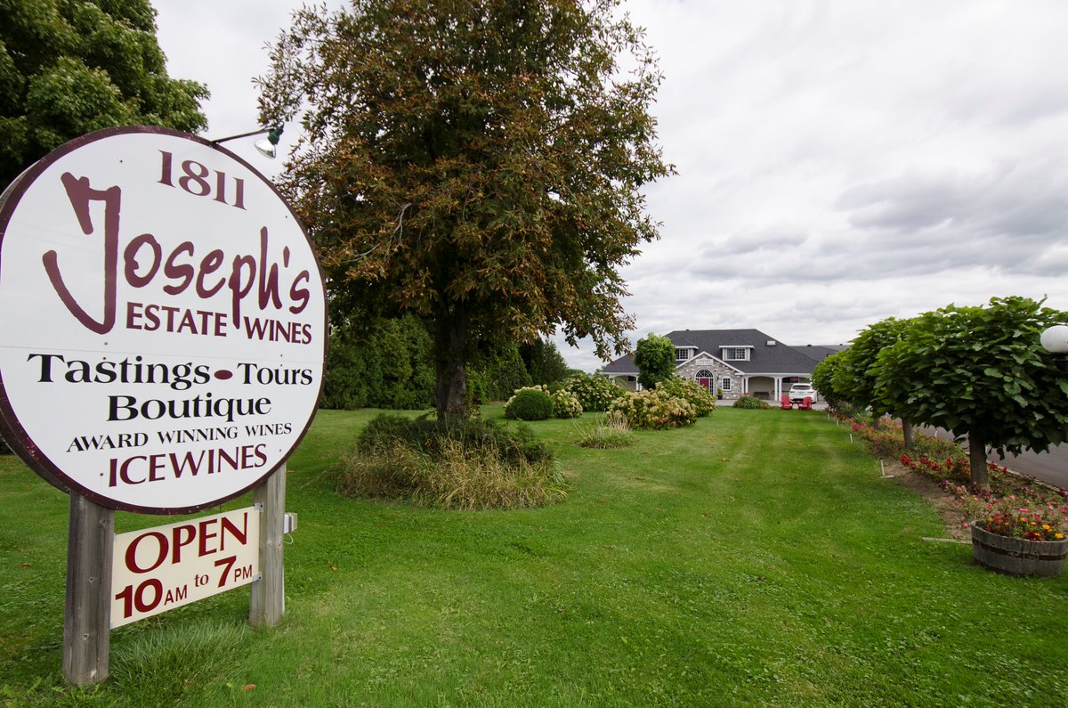 Niagara_DayTour's tweet photo. Spring is around the corner and we are excited to announce a new partnership with Joseph Estates Winery which will become a regular stop on our popular Niagara wine tour. Our first wine tour date for 2018 is April 7 and we are already full for almost the while month of April! https://t.co/vt8HBZx61j