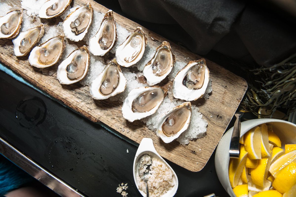 Oysters on a half shell never tasted so good!  Come try this week's selection from Malpec P.E.I.
Happy hour never tasted so good! Enjoy it after work from 5:30-7:30.

#oysters #buckashuck #oystersonahalfshell #happyhour #tasty #getinmybelly