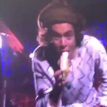 Стаааааааайлс 

#KCA
#FavBreakOutArtistHarryStyles