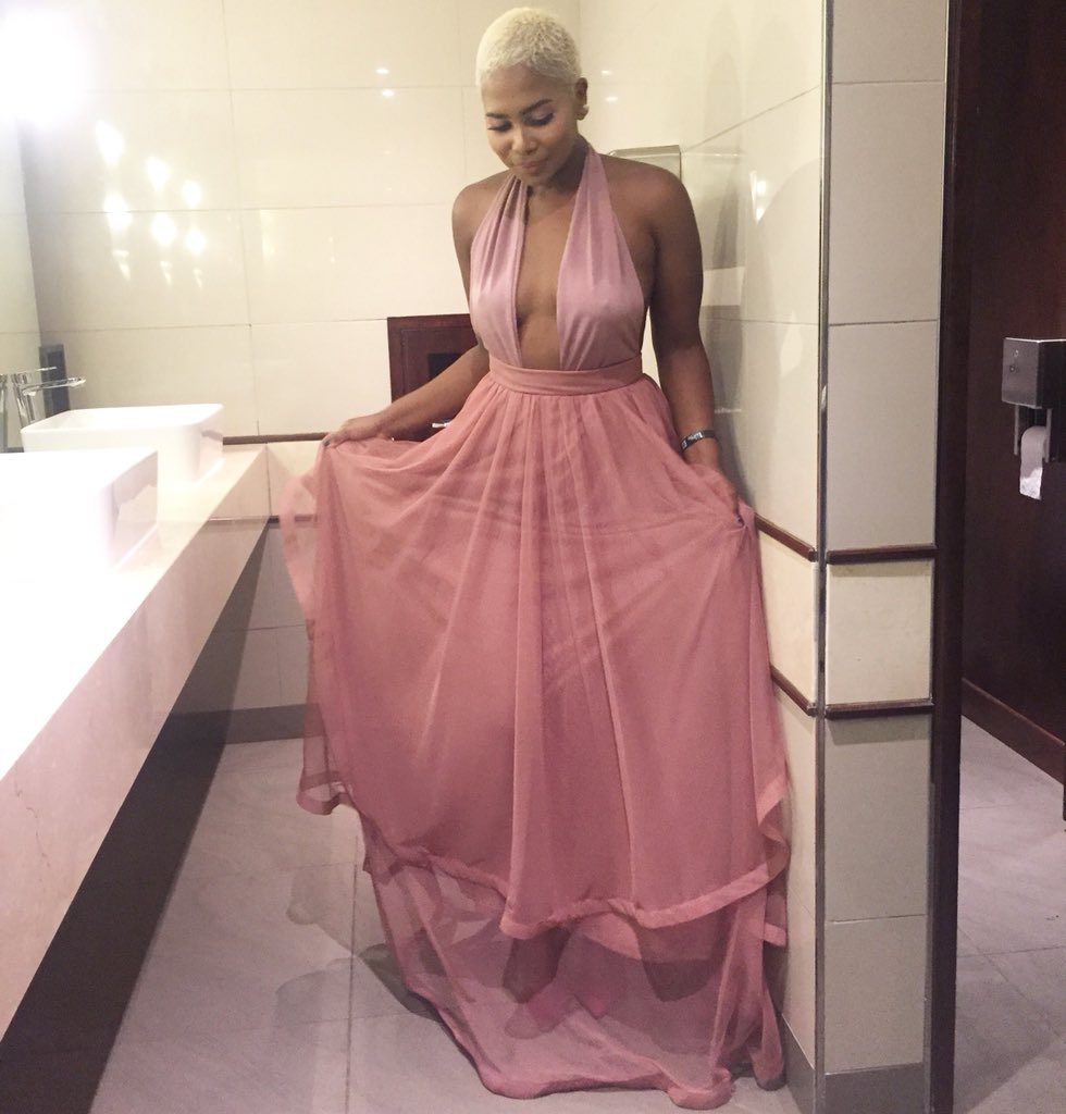 Zinathi_Gquma's tweet photo. I feel like a Princess 👸🏽✨ #SAFTAs #SAFTA12 #SAFTA2018 https://t.co/b3NdlhqOwx