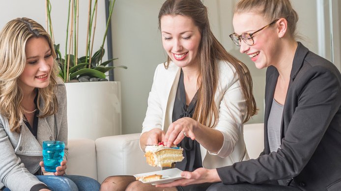 Eigenaar Topbloemen.nl wil nu taartenbranche veroveren met dezelfde slimme formule. <a href="/Topbloemen/">Topbloemen.nl</a> <a href="/ToptaartenNL/">Toptaarten.nl</a> #DeOndernemer ▶ bit.ly/2pwNaNt