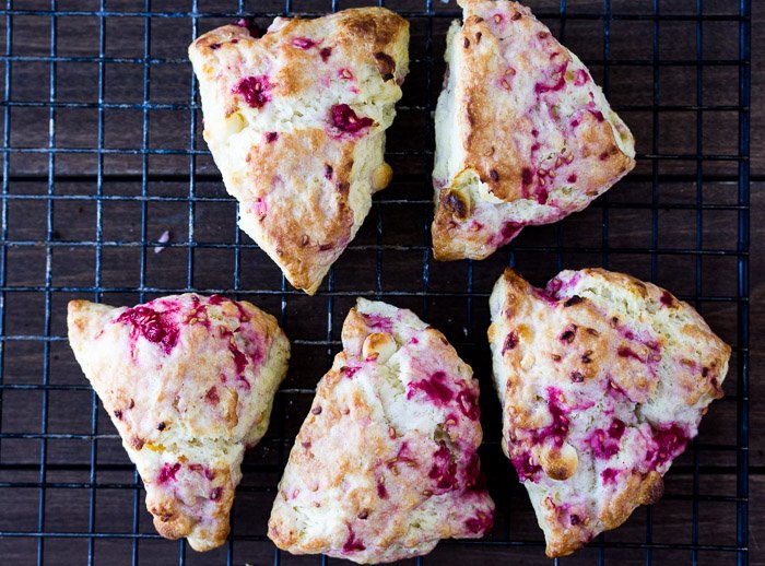 DelishLilBites's tweet photo. These White Chocolate Raspberry Scones will be perfect at #EasterBrunch! I made them with @NestleTollHouse Premier White Morsels! #ad #SpringJustGotSweeter
Find them here: https://t.co/KfsrEzs1OR https://t.co/YGH2Brrx1n