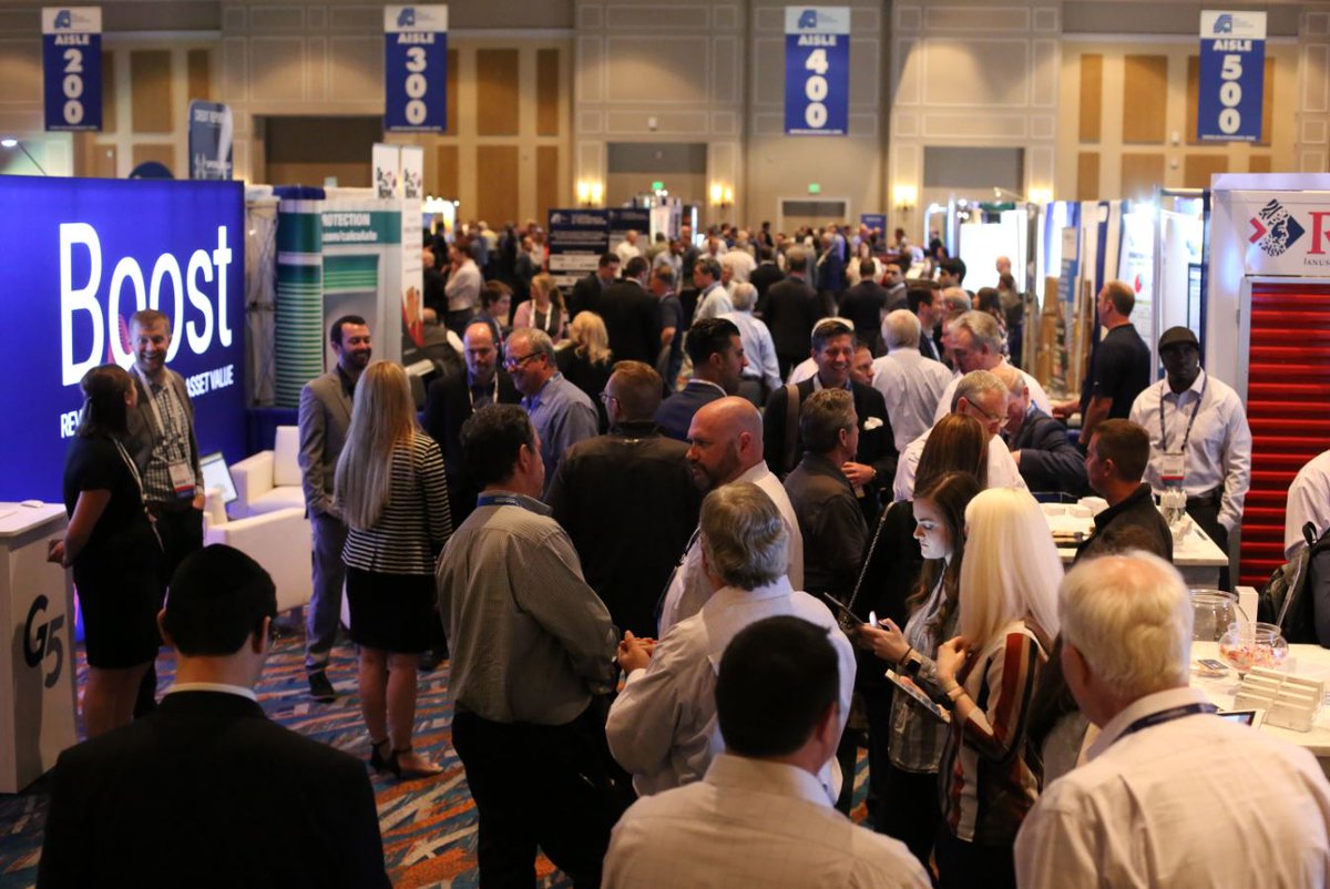 SelfStorageAssn's tweet photo. #ThrowbackThursday to #SSASpring18, our largest Spring Conference in over a decade! Thank you to our sponsors, exhibiting companies, attendees and speakers for showing up BIG! #StrongerTogether https://t.co/trAMPIbHj6