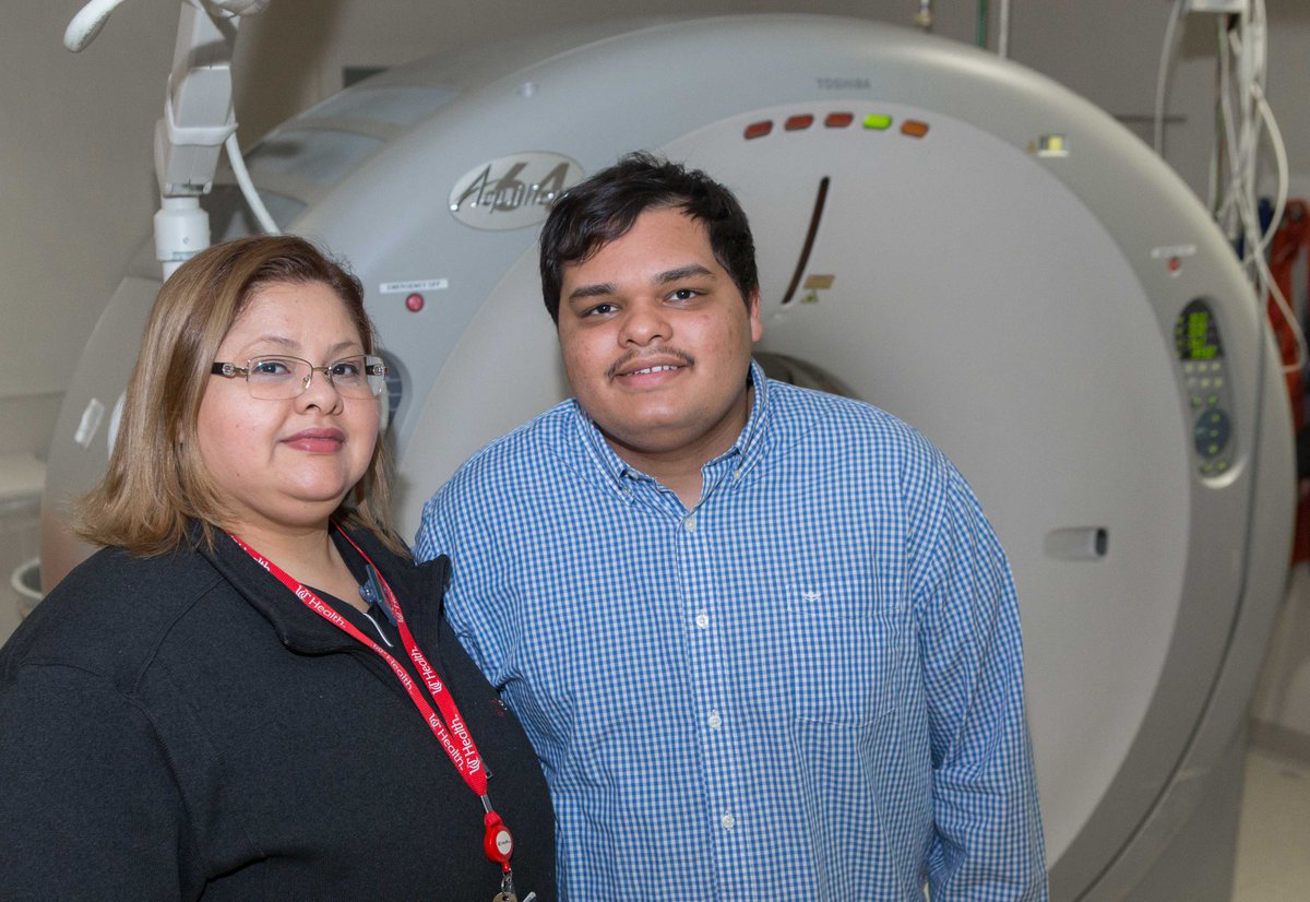 uofcincy's tweet photo. Hurricane Maria survivors Jessica River and her son, Christopher, are starting a new life at UC. https://t.co/fP7HFJvGhP https://t.co/oIh5qXy44A