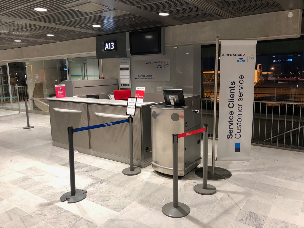 Matthieu Chouard (@matichourd) on Twitter photo Gros moyen mis par <a href="/airfrance/">Air France</a> à Nice pour aider et informer les passagers pendant la grève du contrôle aerien... #AirFrance #flyingblueplatinium Gros moyen mis par <a href="/airfrance/">Air France</a> à Nice pour aider et informer les passagers pendant la grève du contrôle aerien... #AirFrance #flyingblueplatinium
