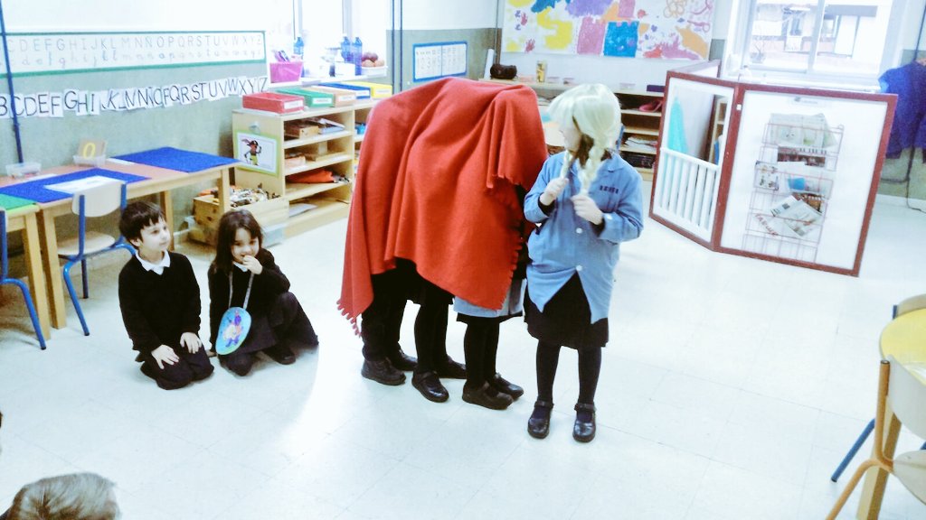 #EnglishClass. Acting out Sally The Camel #svphh5b