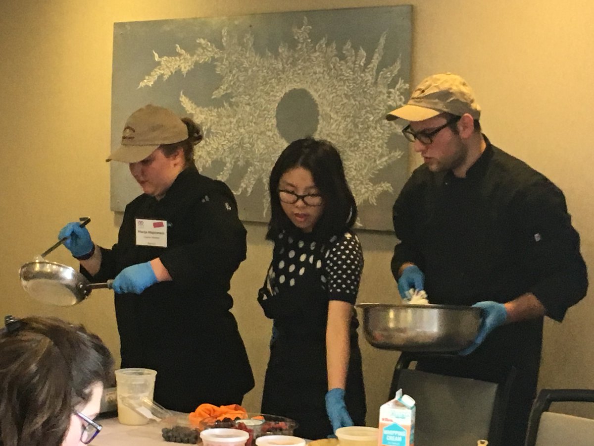 #AHSCulinaryArts students’ crepe demo at #NYSFCCLA Conference #AOE