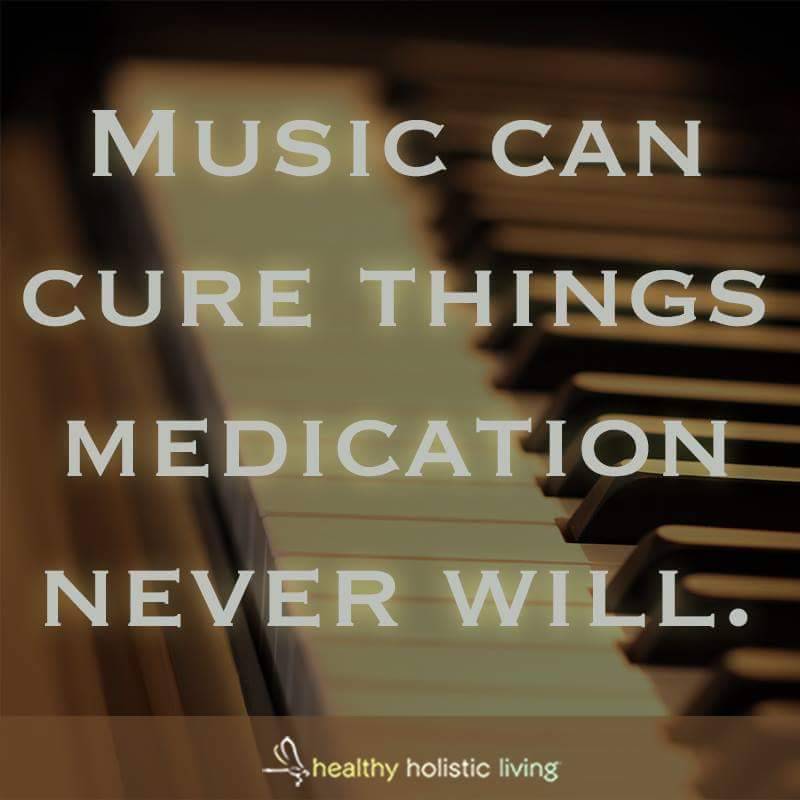 cclammoor's tweet photo. #thetwittazine 
@writerswebla 
@yolandaessex 
I ♡ #MUSIC https://t.co/EilbVXiRg6