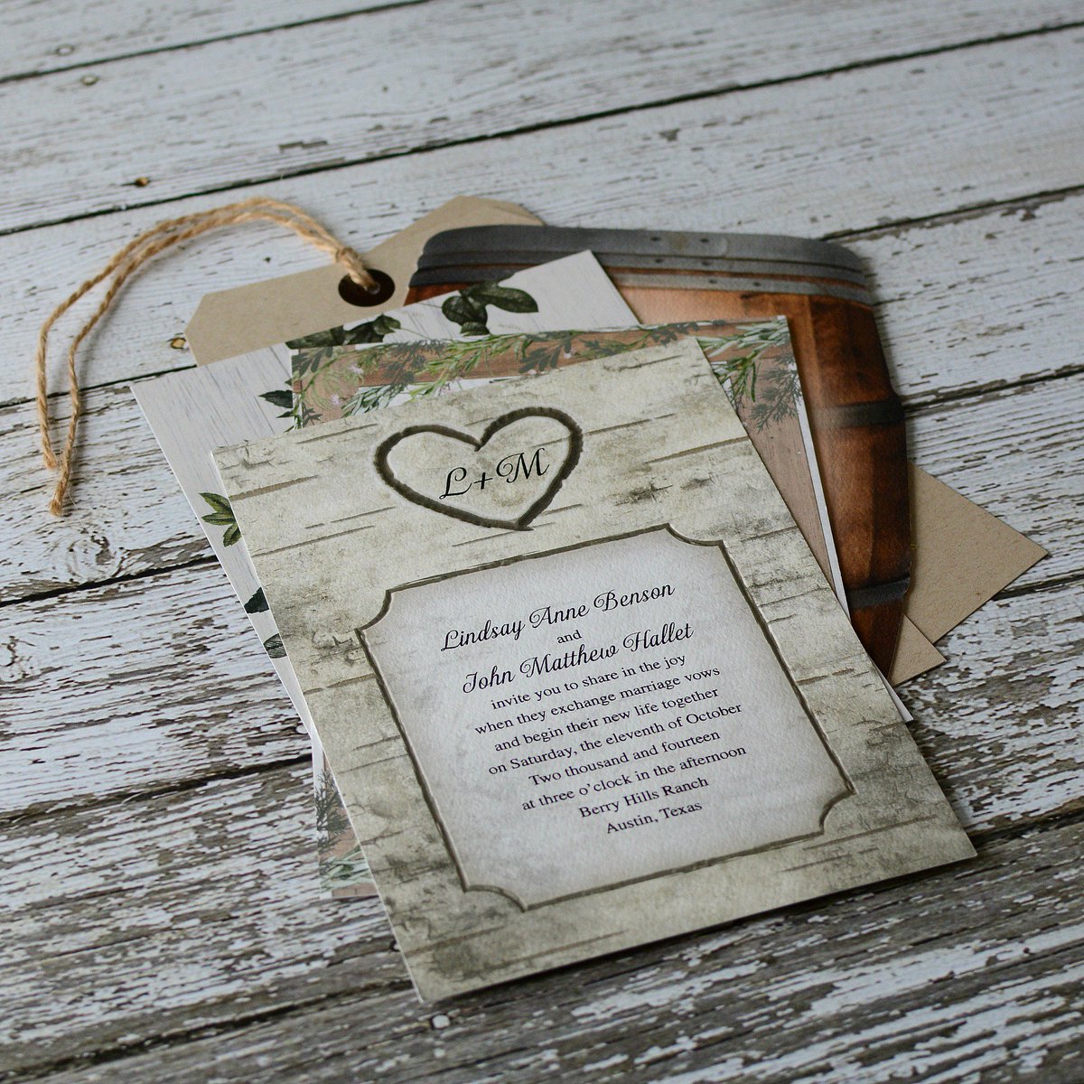 Rustic wedding invitations with flawless style > ow.ly/1ovM30j6jp5