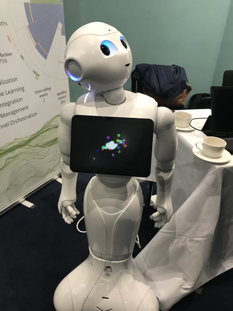 jo_limemcp's tweet photo. Enjoyed meeting some great people today! #custexp18 @insidehousing. https://t.co/NyYjdpJcDG