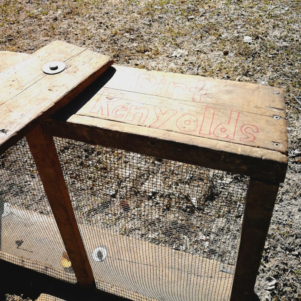 TRCAarchaeology's tweet image. "If you hold on to things long enough, they get back into style...like (example ceramic style)." - Dirt Reynolds...  This is Dirt Reynolds, a screen so cool it owns our spelling oopsie everyday #punnynames #archaeologyhumor #sorryburt