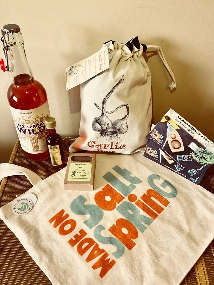 goodlifevan's tweet photo. #GIVEAWAY swag bag for @madeSaltSpring #Heritagehall on March 23, 24, 25 Salt Spring Island’s famed Saturday Market takes to the road!
Salt Spring is coming to Vancouver and we’ve got a giveaway to celebrate it! https://t.co/W25eVKnCDF