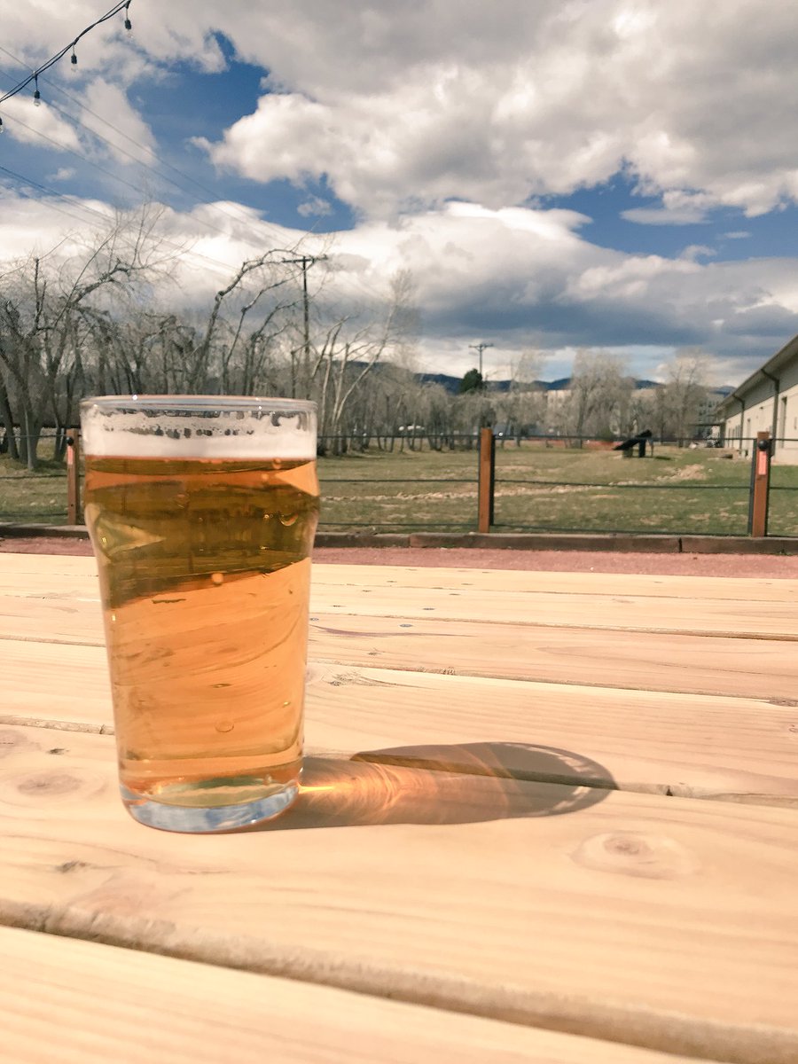 jerohm's tweet photo. Beautiful day for beer and Colorado sunshine. https://t.co/sKUDRnH9Jo