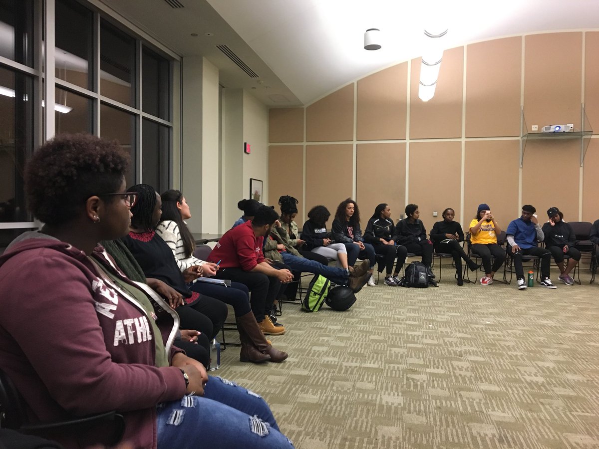 stanstatebsu's tweet image. Great meeting last night! S/O to the Turlock HS BSU for coming out! Also thank you Isaac for leading the discussion, great job! #blackexcellence #stanstatebsu #uniteupliftuprise