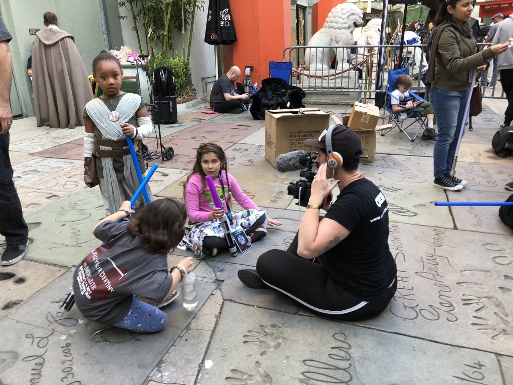 KiltedJediRic's tweet image. Love seeing the tremendous success of @LookingForLeia as they start their @seedandspark campaign.  Their visit with @LiningUpNet was certainly memorable for the #JediLine.  @Dr_Ophelian and crew can make it down for #SoloLine too