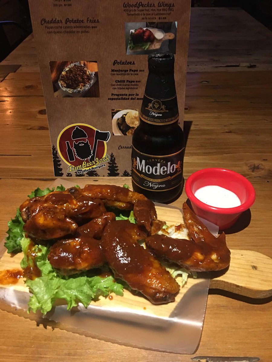 BeerLum's tweet photo. Leñadores, les recordamos que ahora tenemos exquisitas alitas para la cuaresma. Los esperamos! #soloenlumbeerjack https://t.co/4tDb4R8Uml