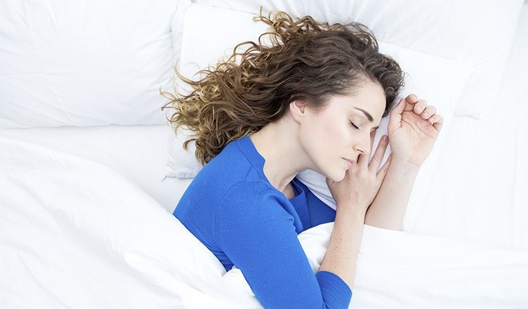 COMO QUEDARNOS DORMIDOS EN MENOS DE UN MINUTO - mediconecta.com/blogtelesalud/…