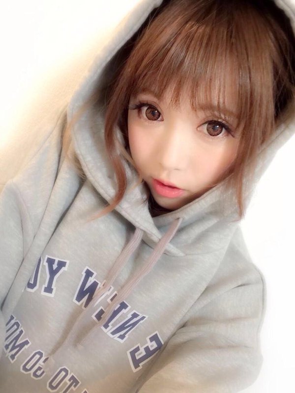 modelosharecode's tweet image. 【おりもあい】
セットアップ→Luz Llena
バッグ→mistura store
シューズ→CONVERSE

真似したいと思ったらRT♡