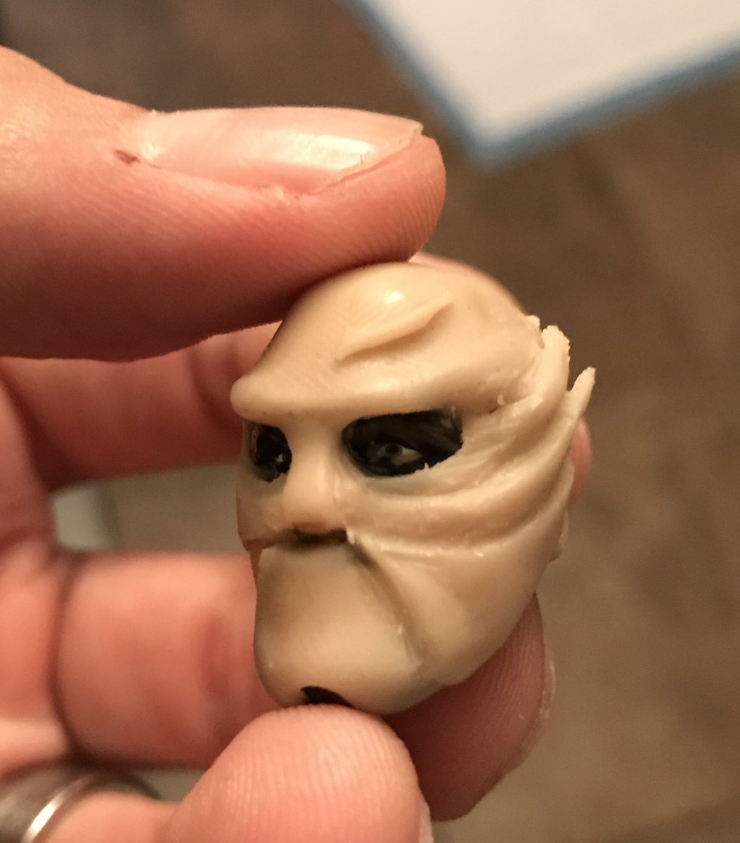 AnomalousCustom's tweet photo. W.I.P. Hardakus Retro, perfecting the mask. #customfigure #mattelretro #hardakus #mpx https://t.co/tNn2kOK7oO