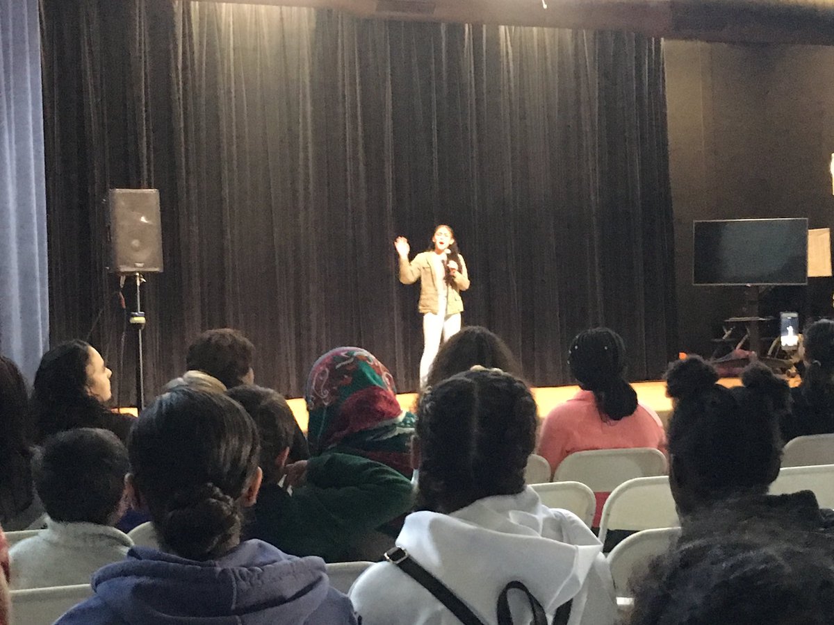 Emily_Battin's tweet image. 8th Grade Forces PBL Showcase! So much inspiration at this event! Our 8th grade explorers have the entire gym on the edge of their seats! #explorerpride #spokenword #forcesinmotion