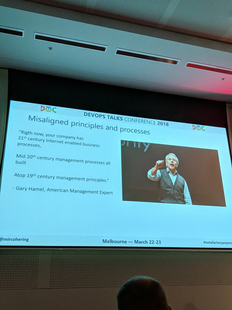 DevOpsWomen's tweet photo. Micro Hering talking transformation. We are still facing the same problems as we have for a long time. This slide might be why! #dotc https://t.co/mWBcyyD7EG