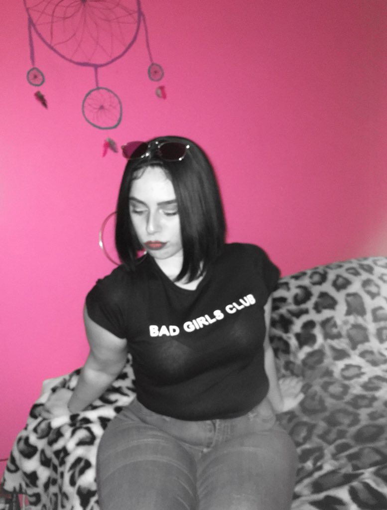 Queenbadb's tweet photo. Bad gals only https://t.co/g6kTaq0C0S