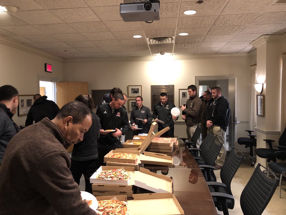 EdgeCollegeHill's tweet photo. Edge College Hill had a great day yesterday presenting to the @BrownUniversity athletics department!  #edgecollegehill #brownuniversityathletics #providence #rhodeisland https://t.co/EH5s9eQlWr