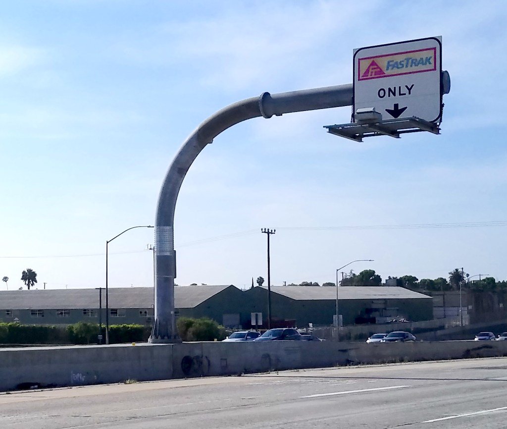 GettingAroundLA's tweet image. What is Metro ExpressLanes? gettingaroundla.com/what-is-metro-…