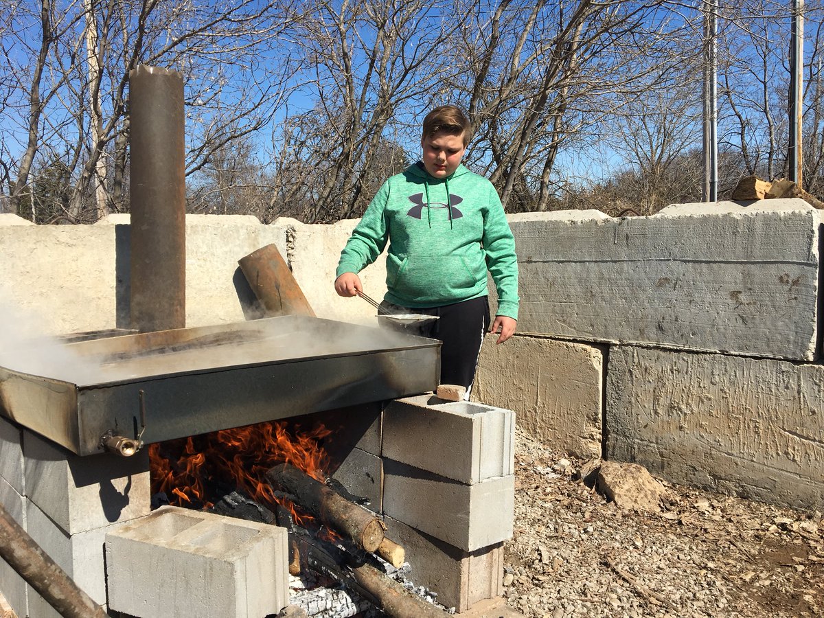 learningatfront's tweet photo. Boiling down sap today at PCMS #schoolforest #RaiderStrong #outdooreducation #pcms https://t.co/RkFw01QoZH
