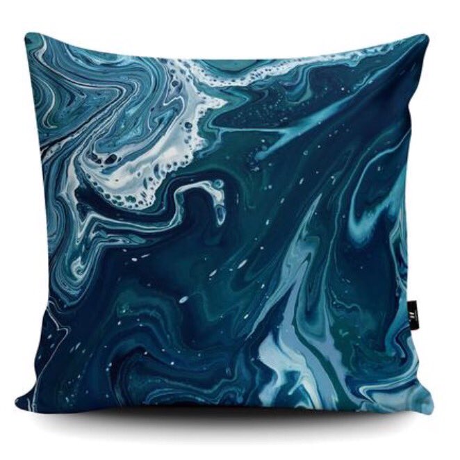 sanderella_d's tweet photo. My Coastal Wave Pillows are available for purchase @Wraptious https://t.co/Y8AQF10d0k https://t.co/LrgpDZe4Mm
