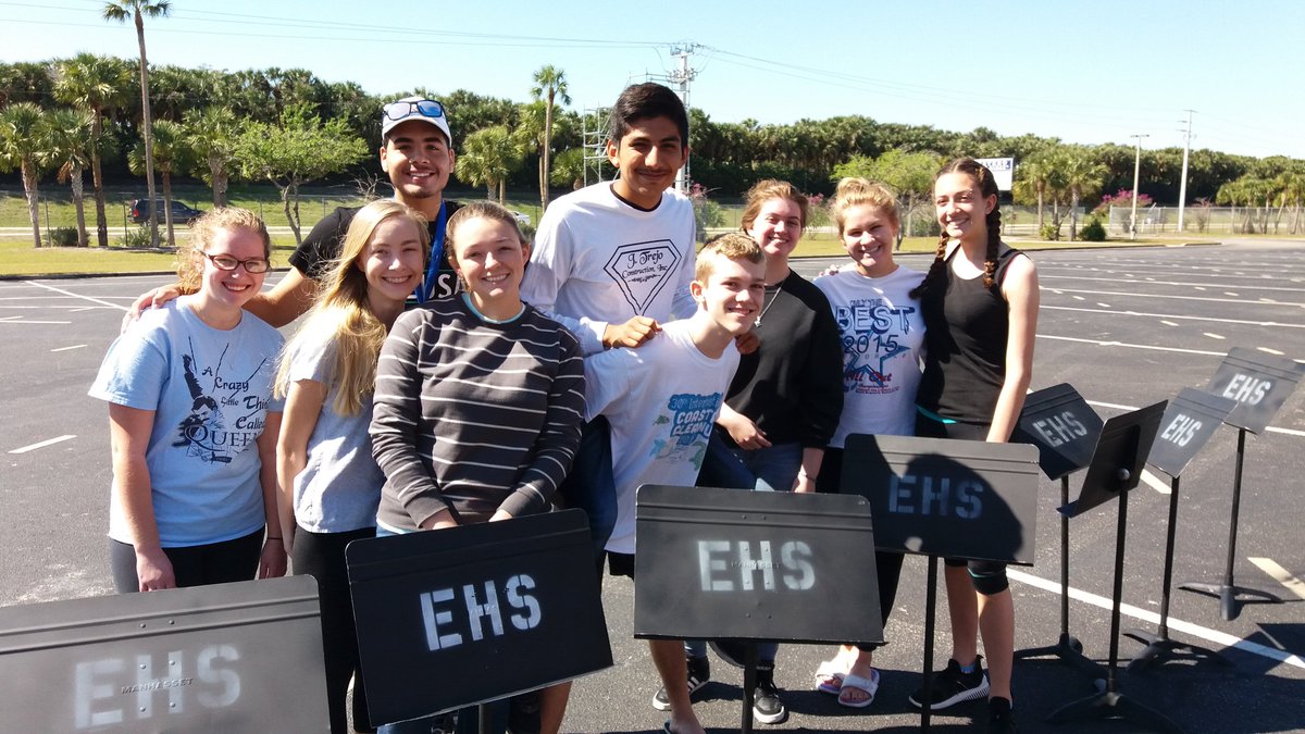 esterohsband's tweet photo. @NAfME Tri-M students #volunteering on #SpringBreak2k18 to buff up our music stands! @LeeSchools @EsteroHS #WildcatPride https://t.co/EL6FRp9S63