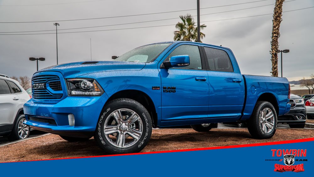 On a Rainy day... We're Choppin Extra!! #musclecar #Dodge #Challenger #hellcat #Vegas #Cars #chopit
