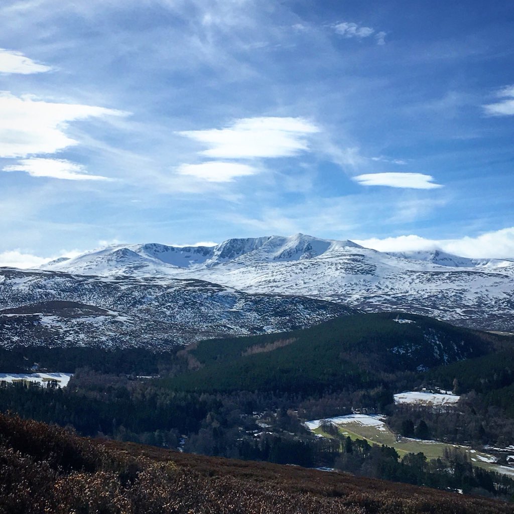 Balmoral_Castle's tweet photo. Lochnagar today. https://t.co/NnN38v7zVG