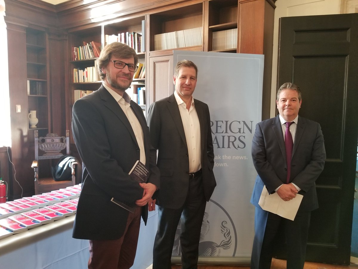 ACarnegieFdn's tweet photo. About to examine the way forward for U.S.-Russia relations with  Gideon Rose of @ForeignAffairs Fyodor Lukyanov of @ru_global @HarrimanInst https://t.co/qY12MfvTSh