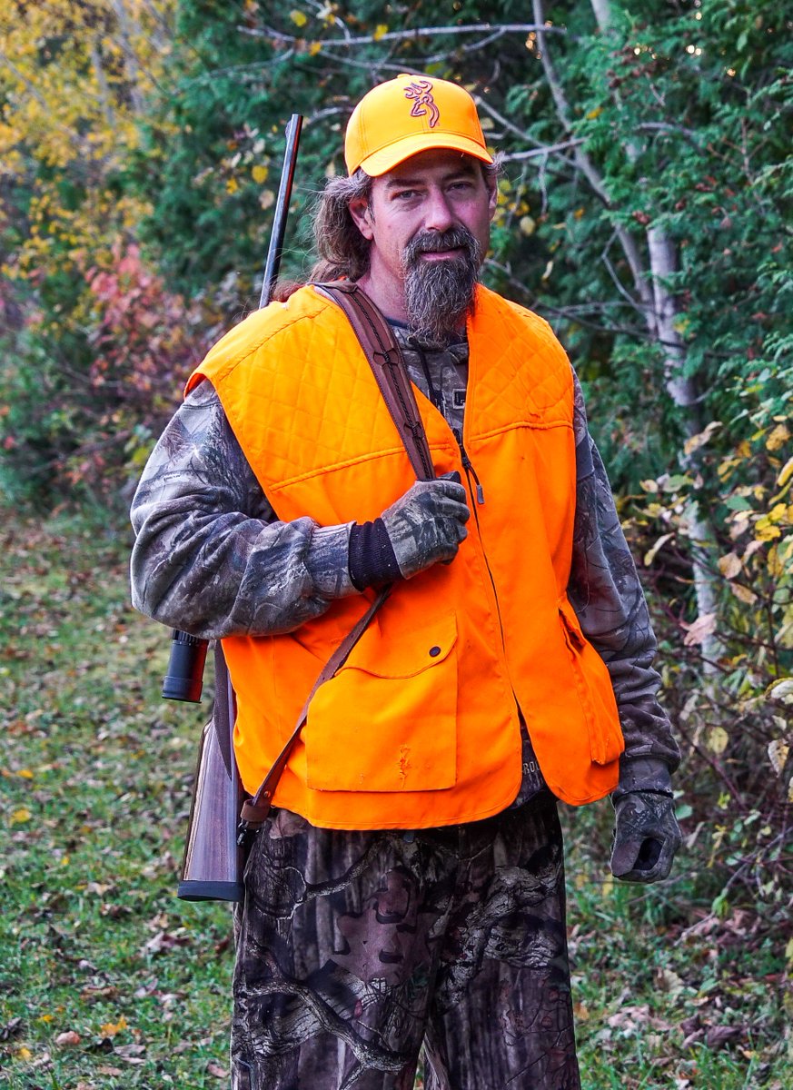 TrueCalling11's tweet photo. True Calling first show of the season is April 2 #Wildtv, #Canadahunts #Browningarms #scorpionoptics #excalibur #dieamazing #lakehuronrodandgun Share with all your hunting friends Thank you https://t.co/Jxx184Yemq