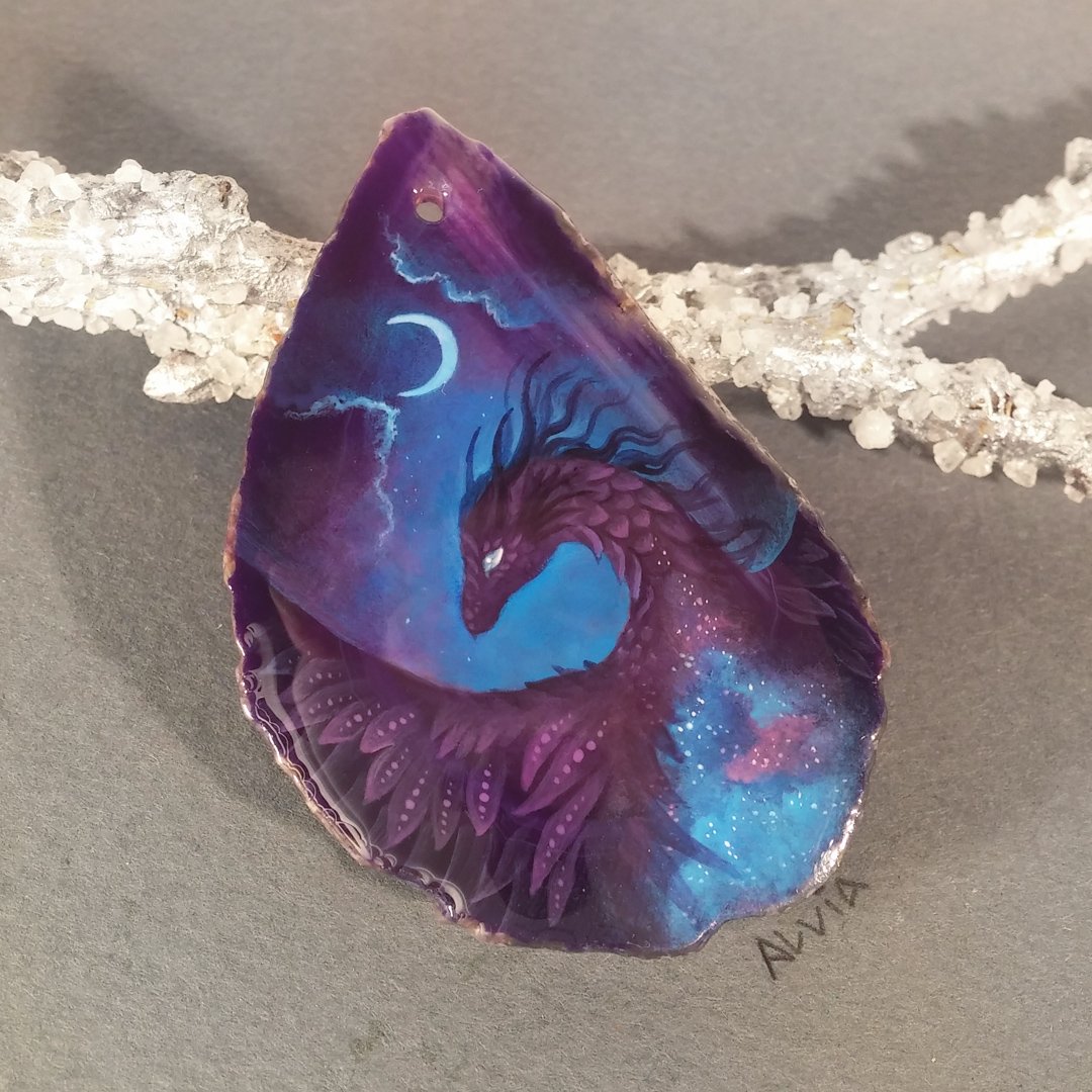 AlviaAlcedo's tweet photo. Night bringers β¨π
Some sky, moon, magic and space^^
These hand painted stones will become pendans soon. Will be on Etsy at 24:00 (UTC+3 hours, Moscow time)
#dragon #dragons #raven #ravens #ravenreyes #birdsofistagram https://t.co/eoWUdTNUaE