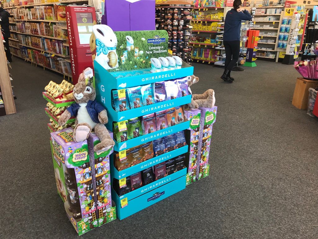 TinaMei914's tweet photo. Cvs 542 continuing the #Glovesoff for #Easter! #D2ComingThrough #TheBigR10 https://t.co/Rqi3EMEaPc