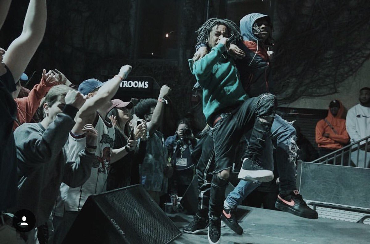 Social Hall SF tweet media