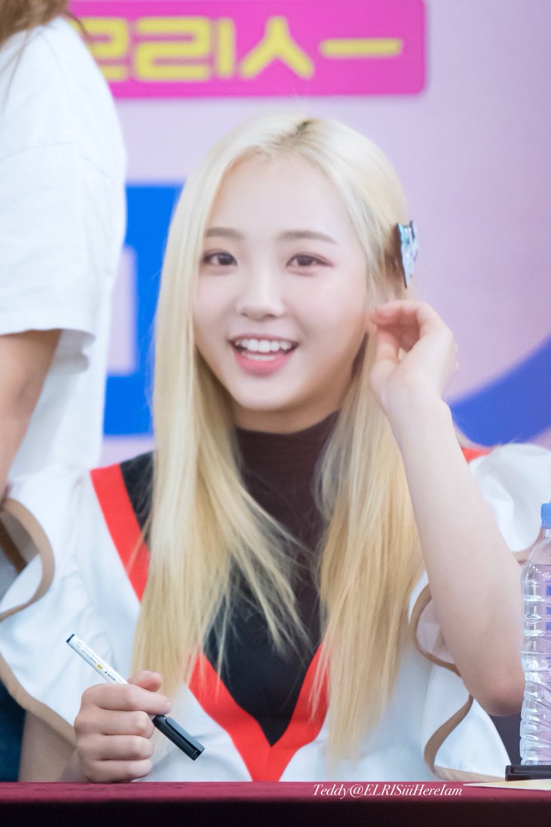 ELRISiiiHereIam's tweet photo. 171001 엘리스 김포 팬사인회
#ELRIS #엘리스 #エリス
#Color_Crush #POWPOW
#후너스 #HUNUS
#혜성 #Hyeseong #ヘソン #양혜선
@HUNUS_ELRIS https://t.co/BJEAoVKRru